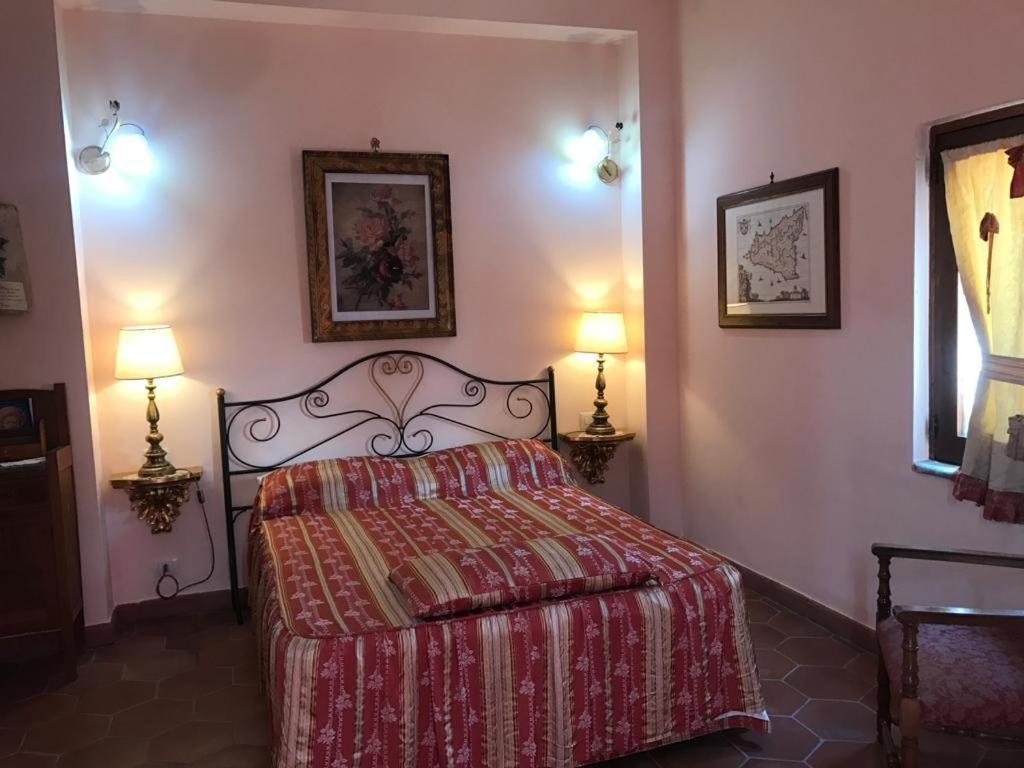 La Capanna Di Giuseppe E Maria Bed & Breakfast Taormina Exterior photo